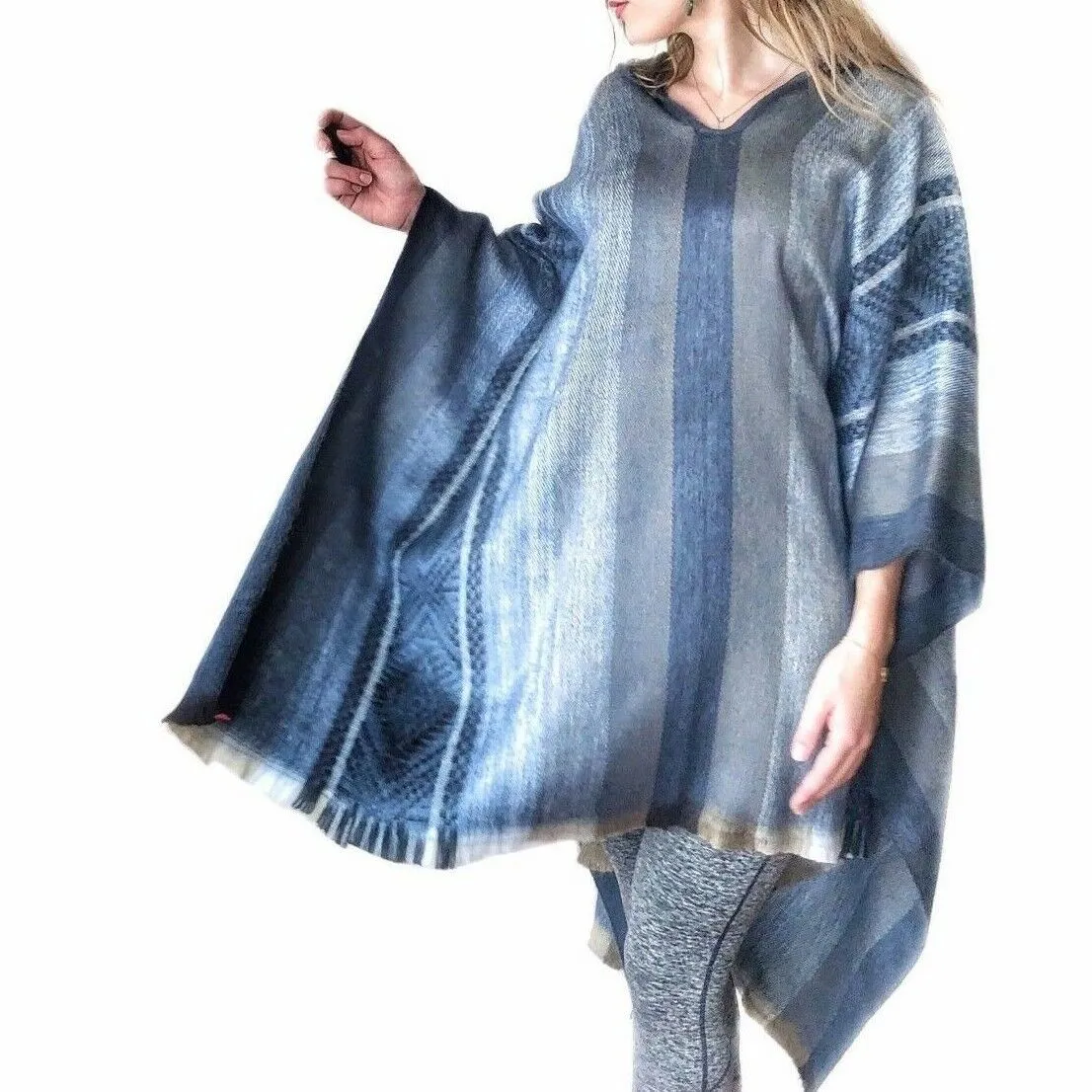 Angumba - Lightweight Baby Alpaca Hooded Poncho - Cloudy Blue - Unisex