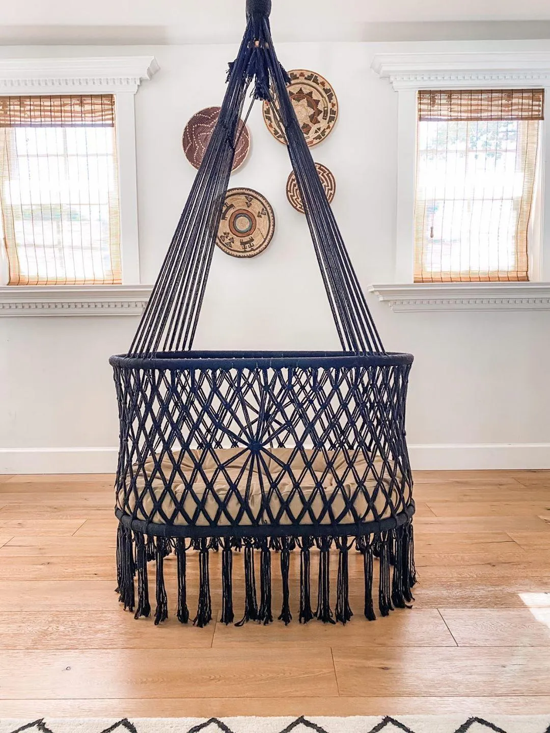 Bassinet in Macrame (Hanging Moises) - Wicker base - Handmade in Nicaragua