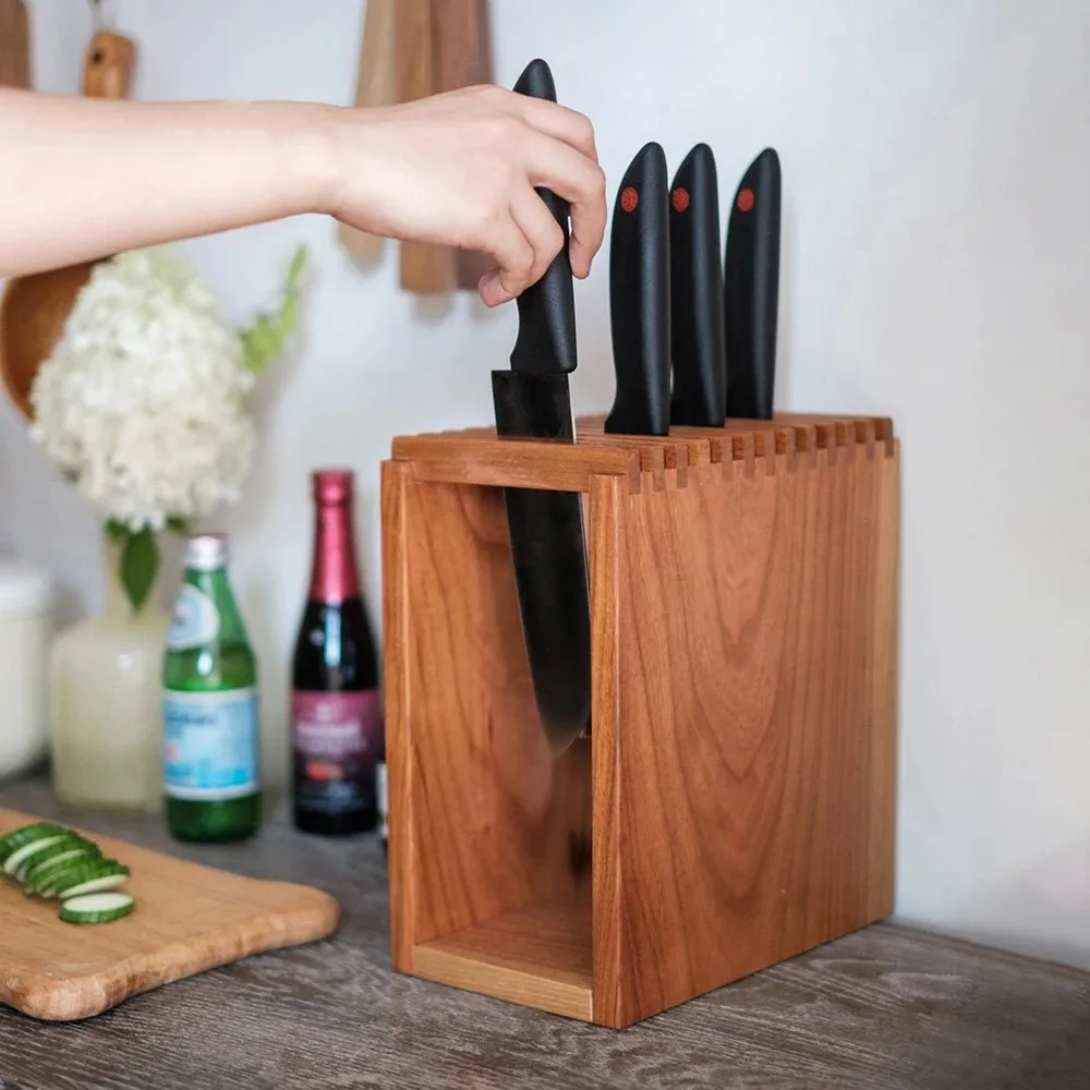 KnifeNest: Wooden Knife Holder Block