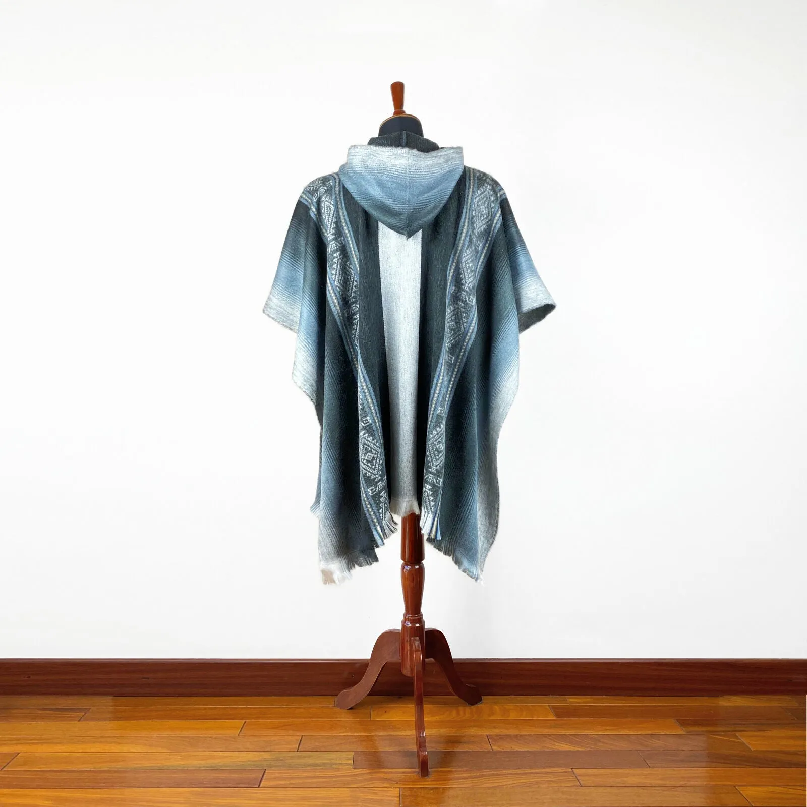 Simiatug - Lightweight Baby Alpaca Hooded Poncho - Cloudy Blue - Unisex